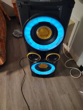 Lm1b1502008469 Philips Nx5 Blue Tooth Speaker / Cd/ Radio Dj Effect/ Multi-colors