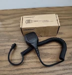 Handheld Shoulder Mic Waterproof IP55 Speaker W/ External 3.5MM EARPIEC...D1. Fixed Price $10.99.