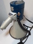 Radioshack Powerhorn 32-2038A Megaphone / Bullhorn Untested. Fixed Price $46.91.